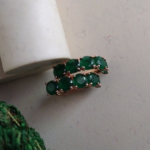Emerald Gold drop earrings - Picture 2 of 7